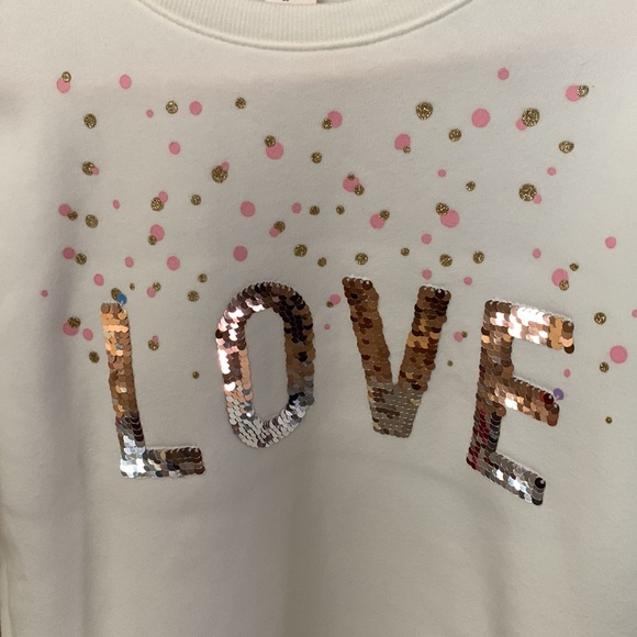 OshKosh B’Gosh new sweatshirt with love and flippy sequins size 12 - Picture 2 of 4